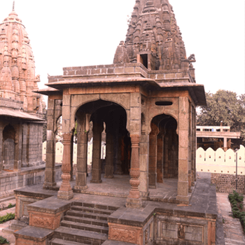 Chattribag Chattris, Indore